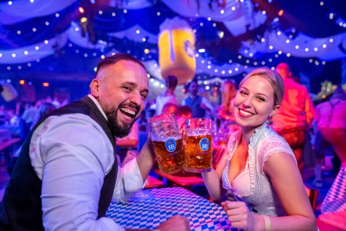 Stefan Mross wird das Oktoberfest mit einem traditionellen Fassanstich am 19.09. eröffnen